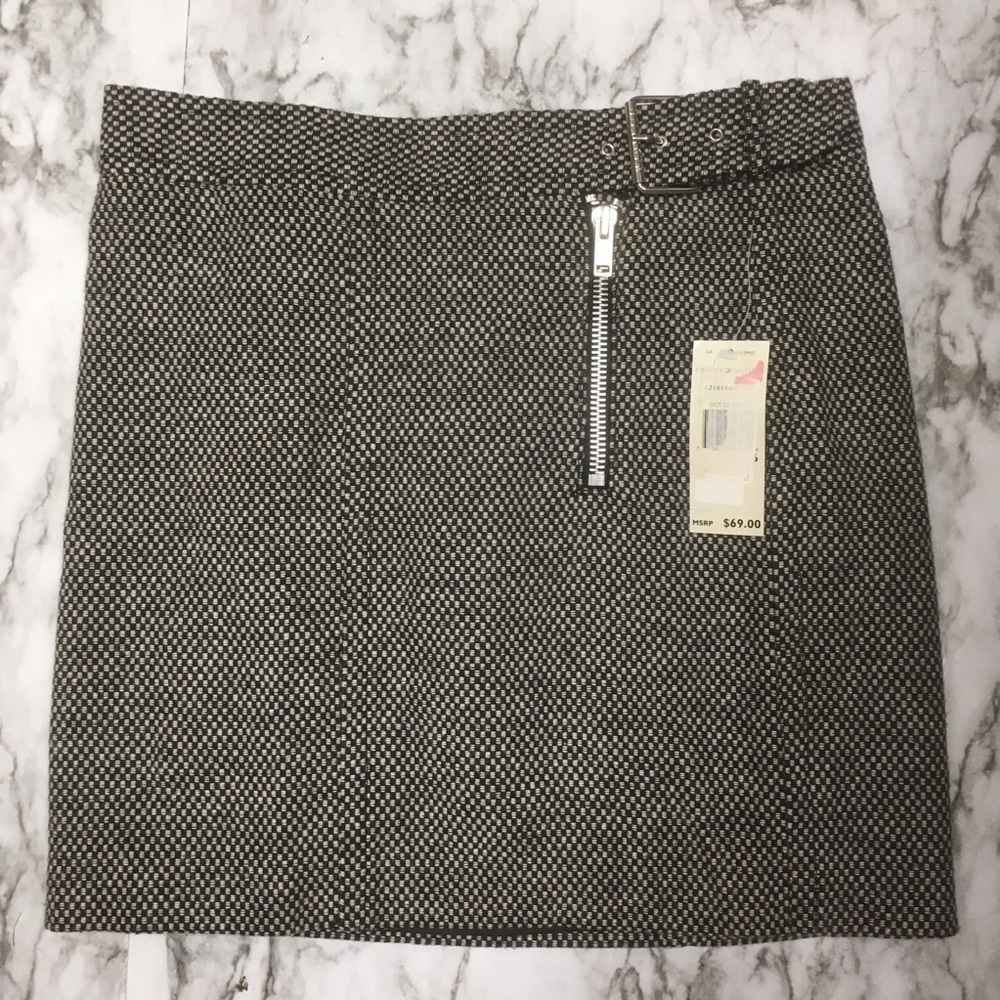 Tommy Hilfiger size 6 checkered skirt zipper detail NWT